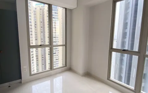 Apartemen Taman Anggrek Residence 2BR Semi Furnished