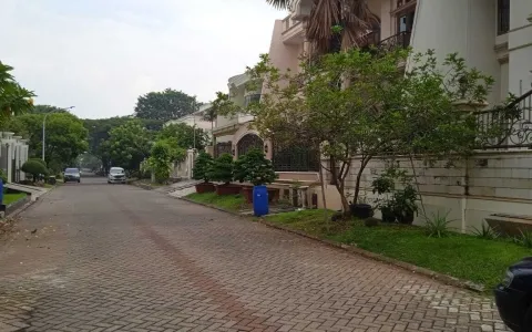 Rumah Mewah Mayang Permai III PIK Jakarta Utara