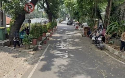 Lelang Rumah Mewah di Kebayoran Baru, Jakarta Selatan