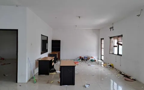 Lelang Rumah Cocok untuk Usaha, di Jakarta Barat