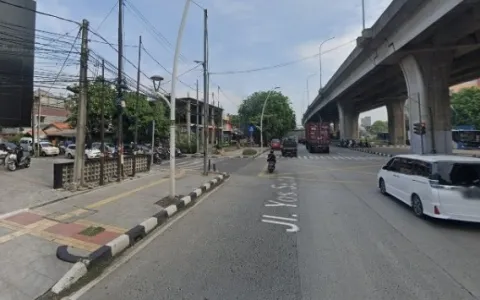 Lelang RUKO GANDENG 3 LANTAI di Tj Priok Jakarta Utara