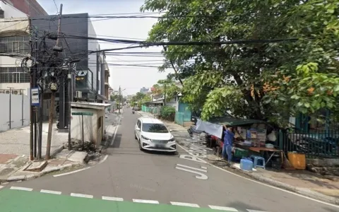 Lelang Rumah 2 Lantai Cocok Untuk Usaha di Cideng, Jakarta Pusat