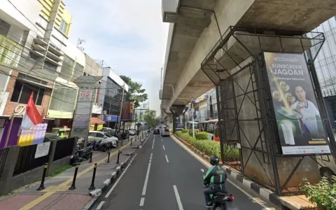 Lelang Ruko 3 lantai di Kramat Pela, Jakarta Selatan