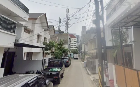 Lelang Rumah 2 Lantai di Cempaka Putih, Jakarta Pusat