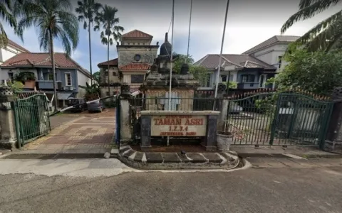 Lelang Rumah 2 Lantai di Cempaka Putih, Jakarta Pusat