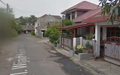 Lelang Rumah 2 Lantai di Jurangmadu Barat, Tangerang Selatan