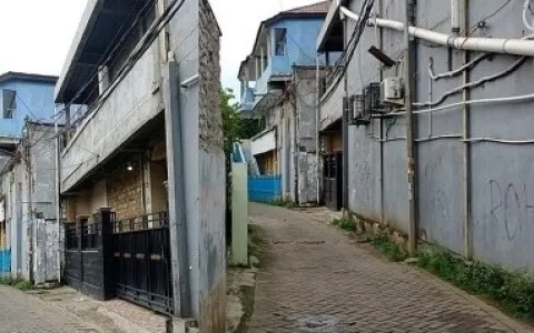 Lelang Rumah 2 Lantai di Cipondoh,Tangerang