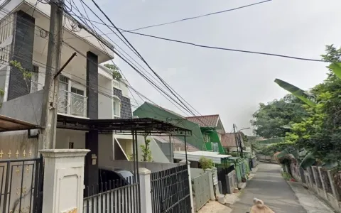 Lelang Rumah Cantik 2 Lt Cipayung Jakarta Timur