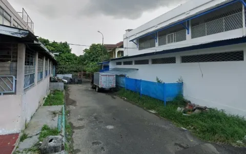 Lelang Rumah 2 Lantai di Ujung Menteng, Jakarta Timur