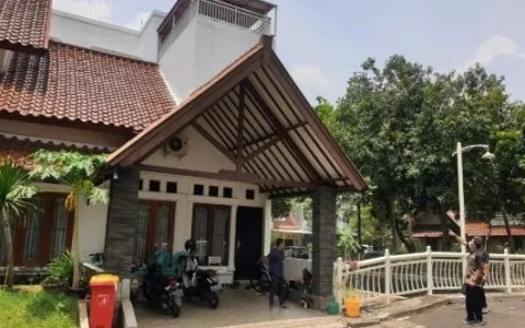 Dilelang Rumah Tinggal 2 Lantai di Pondok Gede, Bekasi