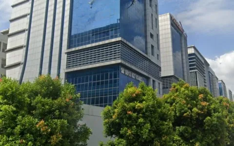 Office Building CENGKARENG BUSINESS CITY TOWER C