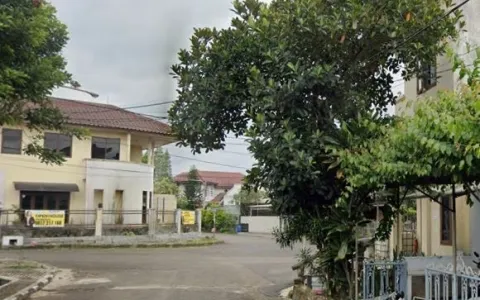 Dilelang Rumah 2 Lantai di Cimahi Tengah, Jawa Barat