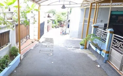 Rumah Lelang 3 Lantai di Kebon Jeruk, Jakarta Pudat