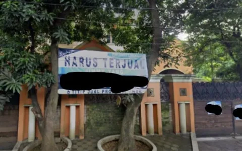 Rumah Lelang di Kebayoran Lama, Jakarta Selatan