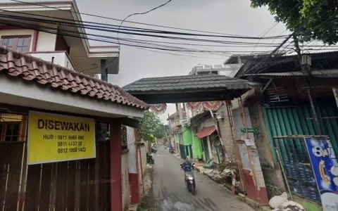 Lelang Rumah Mewah 2 Lt Cipayung Jakarta Timur