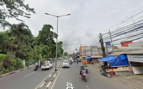 Dilelang Ruko Lokasi Strategis di Ciracas, Jakarta Timur