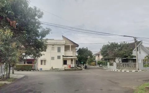 Dilelang Rumah 2 Lantai di Cimahi Tengah, Jawa Barat