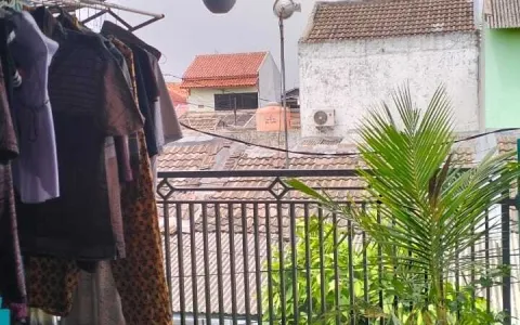 Dijual Rumah 2 Lantai Siap Huni Full Renovasi di Tambun