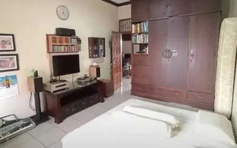 Disewakan Rumah 6.5 x13 di Komplek DKI Siap Huni Full Furnished, Jakarta Barat