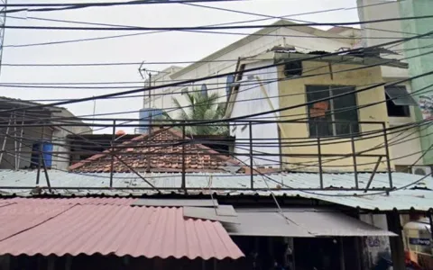 Dilelang Ruko Lokasi Strategis di Bekasi Selatan, Bekasi