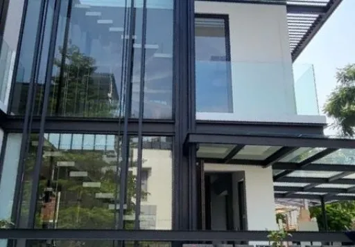 Rumah Baru Mewah Minimalis 7x12 Hoek (Full Furnished) 4 Lantai di Pantai Indah Kapuk (PIK), Jakarta Utara.