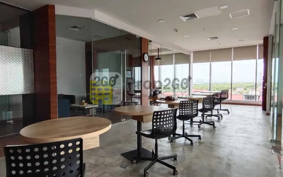 Office Gold Coast Tower Eiffel Full Furnished Lengkap (Sea dan City View) di PIK, Jakarta Utara.