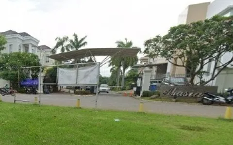 Dilelang Rumah Lokasi Strategis di PIK, Jakarta Utara