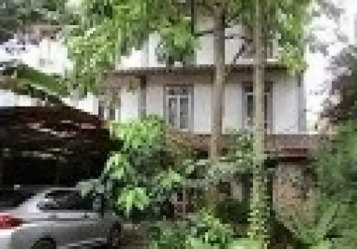 Dilelang Rumah 2 Lantai Lokasi Strategis di Ciputat, Tangerang Selatan