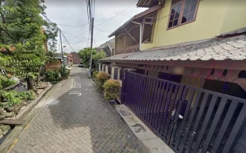 Dilelang Rumah 2 Lantai di Cipondoh, Tangerang, Banten