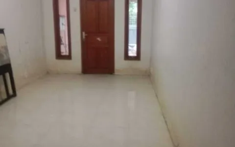 Rumah Jl. Petir Utama, Dekat Pintu Tol Karang Tengah, Cipondoh, Tangerang