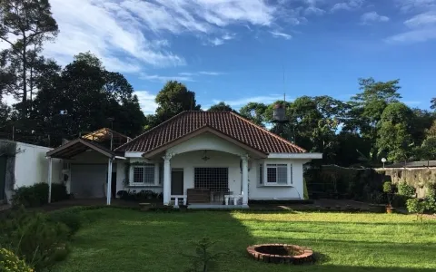 Gudang dan Villa Luas Tanah 9070 m2 Dibawah Harga Pasar di Ciawi, Bogor.