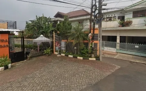 Dilelang Rumah 2 Lantai dalam Perum di Ciputat, Tangerang Selatan