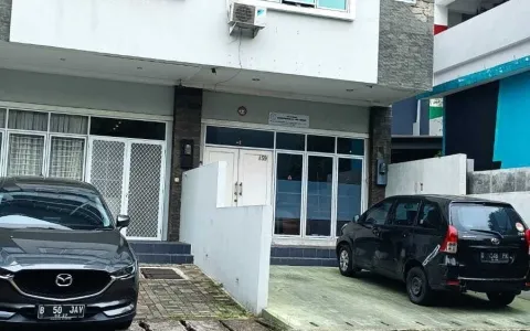 Dilelang Rumah 4 Lantai di Penjaringan, Jakarta Utara