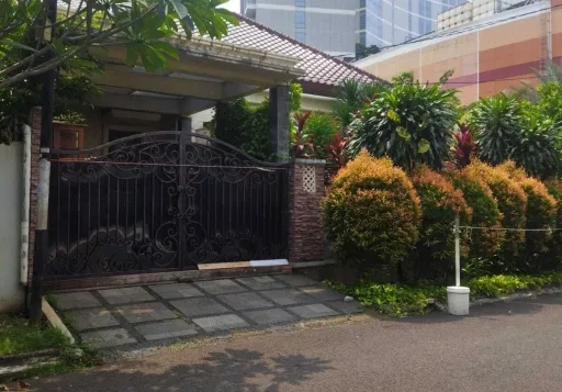 Lelang Perumahan Mewah Pondok Indah Jakarta Selatan