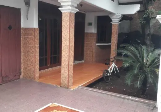 JUAL CEPAT, Rumah Jl. Batu Tumbuh, Kramat Jati, Jakarta Timur