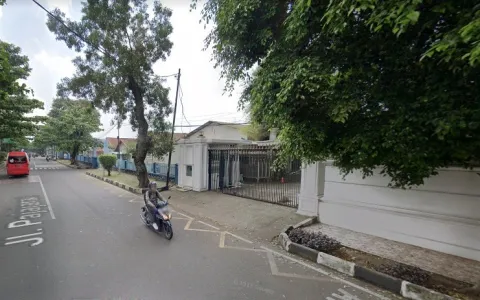 Dilelang Rumah Luas Tanah 1765m2 di Cicendo, Bandung, Jawa Barat