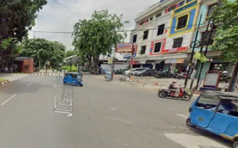 Dilelang Ruko 3 Lantai di Tebet, Jakarta Selatan