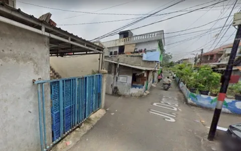 Dilelang Rumah Lokasi Strategis di Kramat Jati, Jakarta Timur