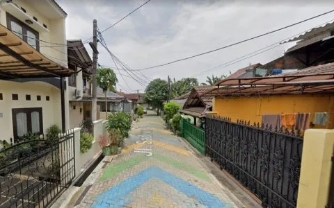 Dilelang Rumah 2 Lantai dalam Perum di Kayuringin, Bekasi Selatan