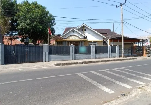 Dilelang Rumah 2 Lantai di Kesambi, Cirebon