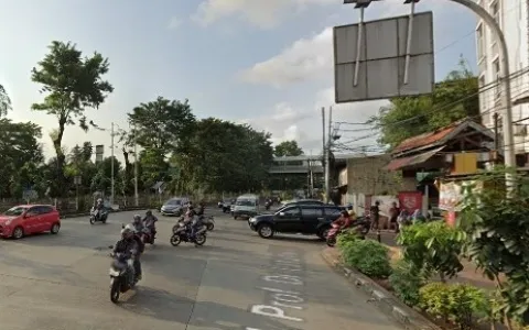 Dilelang Ruko 3 Lantai di Jembatan Besi, Jakarta Barat