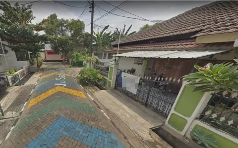 Dilelang Rumah 2 Lantai dalam Perum di Kayuringin, Bekasi Selatan