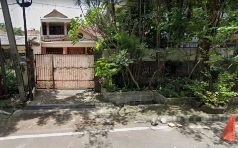 Dilelang Rumah 2 Lantai di Bandung Wetan, Bandung, Jawa Barat