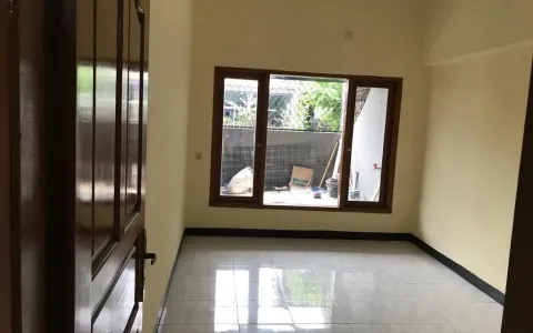 Rumah 6x15 Jl. Pirus, Kedaung Kaliangke, Jakarta Barat.