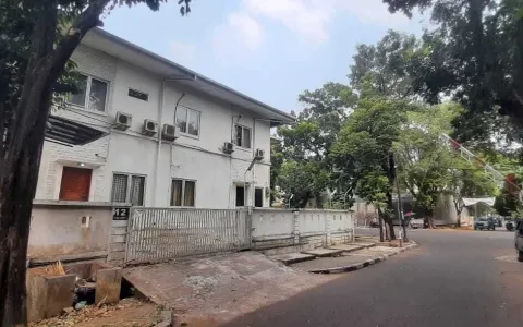 Lelang Rumah Mewah 2 Lantai Kebayoran Baru Jakarta Selatan