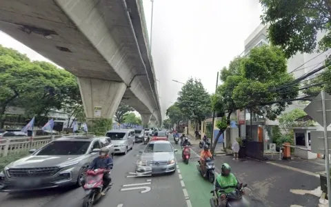 RUKO 5 LANTAI COCOK UNTUK KANTOR DI KUNINGAN, JAKARTA SELATAN