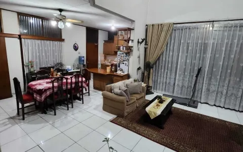 Rumah Semi Furnished di Ulujami Pesanggrahan, Jakarta Selatan