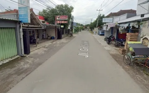 Lelang Rumah Tinggal cocok Untuk Kos kosan Cirebon