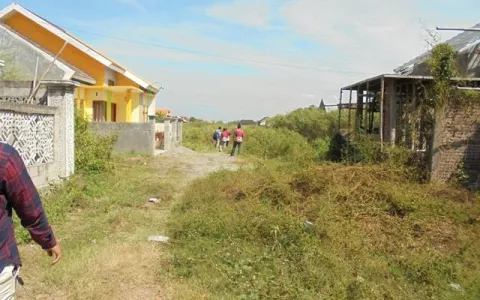 Lelang 3 Ruko Gandeng Jl. Imam Bonjol, Madiun, Jawa Timur