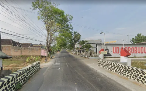 Lelang 3 Ruko Gandeng Jl. Imam Bonjol, Madiun, Jawa Timur